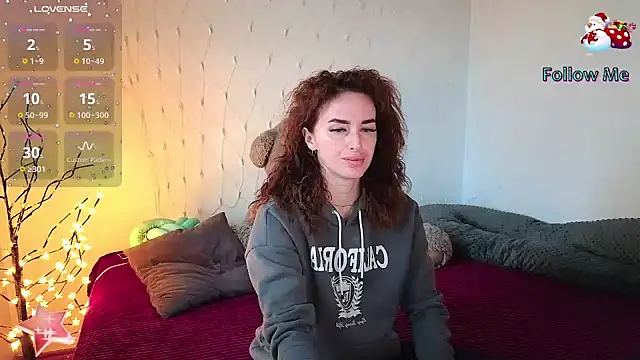 Snapshot of xx_adrihanna_xx chatting on 12.17.24 xx adrihanna xx online show from 12.17.24