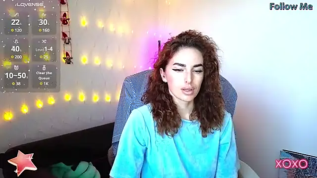 Snapshot of xx_adrihanna_xx chatting on 01.20.25 xx adrihanna xx online show from 01.20.25