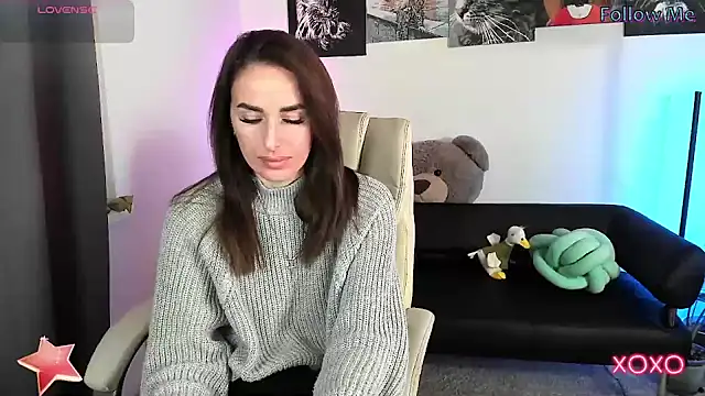 Snapshot of xx_adrihanna_xx chatting on 02.27.25 xx adrihanna xx online show from 02.27.25