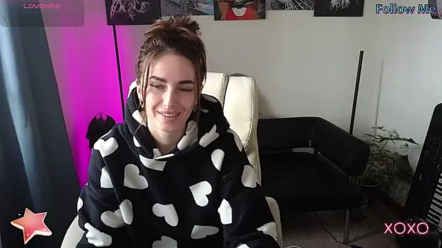 Snapshot of xx_adrihanna_xx chatting on 03.12.25 xx adrihanna xx online show from 03.12.25