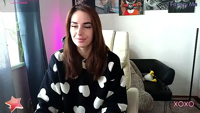 Snapshot of xx_adrihanna_xx chatting on 03.21.25 xx adrihanna xx online show from 03.21.25