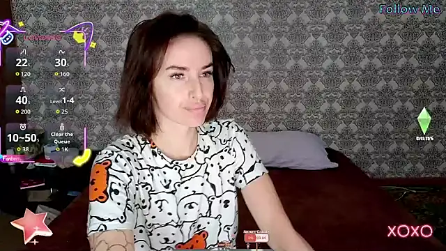 Snapshot of xx_adrihanna_xx chatting on 09.24.25 xx adrihanna xx online show from 09.24.25
