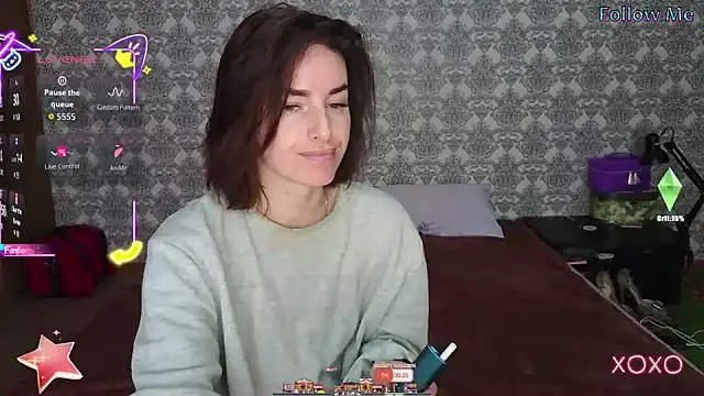 Snapshot of xx_adrihanna_xx chatting on 10.08.25 xx adrihanna xx online show from 10.08.25