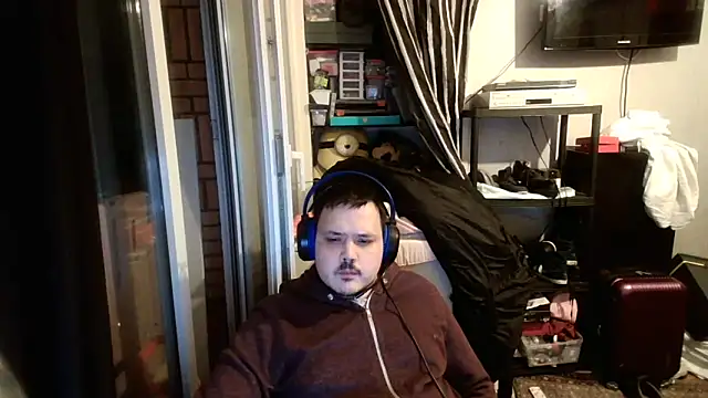 Snapshot of Bebemickey75 chatting on 02.21.25 Bebemickey75 online show from 02.21.25