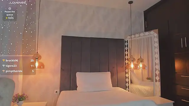 kataliina   online show from 01.05.25