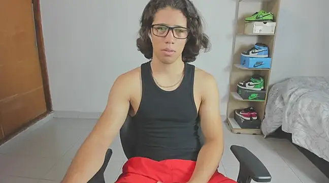 Snapshot of imtonny19 chatting on 02.11.25 imtonny19 online show from 02.11.25