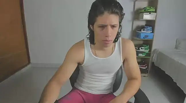 Snapshot of imtonny19 chatting on 03.07.25 imtonny19 online show from 03.07.25