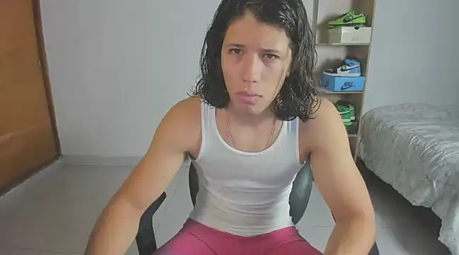 Snapshot of imtonny19 chatting on 03.18.25 imtonny19 online show from 03.18.25