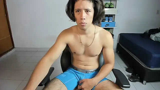 Snapshot of imtonny19 chatting on 10.28.25 imtonny19 online show from 10.28.25