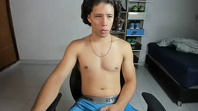 Snapshot of imtonny19 chatting on 11.14.25 imtonny19 online show from 11.14.25