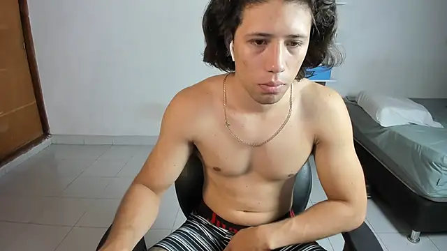 Snapshot of imtonny19 chatting on 11.20.25 imtonny19 online show from 11.20.25