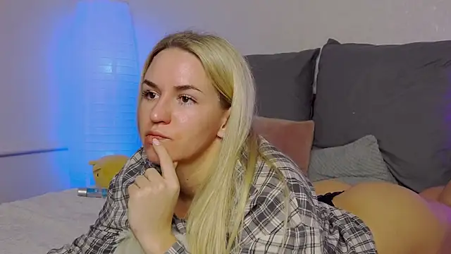 SofiJames online show from 12.29.24