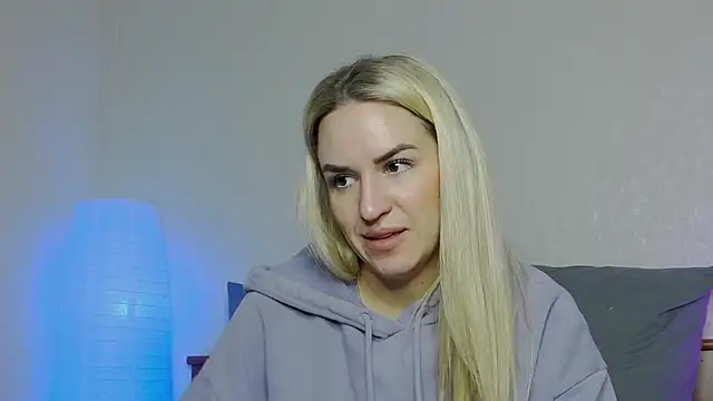 SofiJames online show from 01.07.25