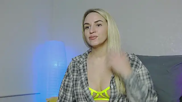 SofiJames online show from 01.11.25