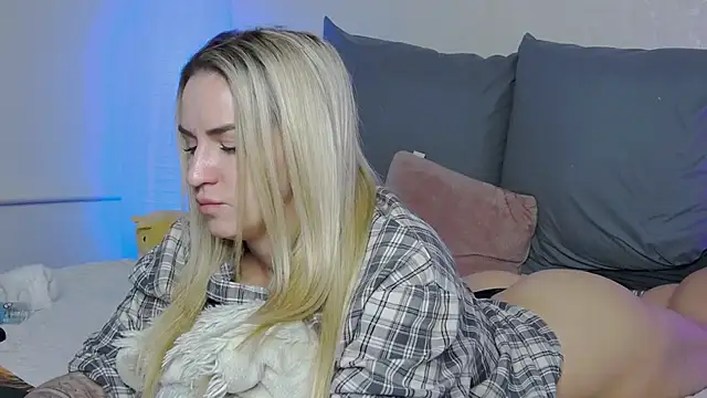 SofiJames online show from 02.06.25