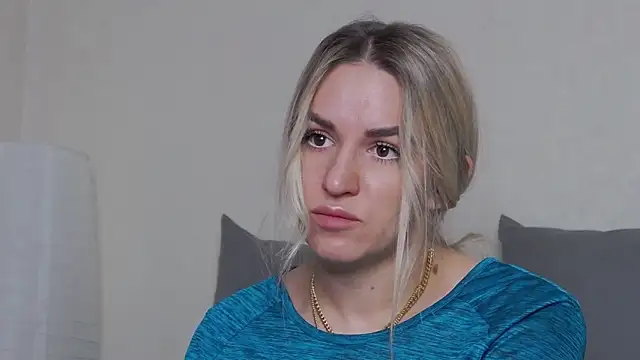 SofiJames online show from 03.17.25