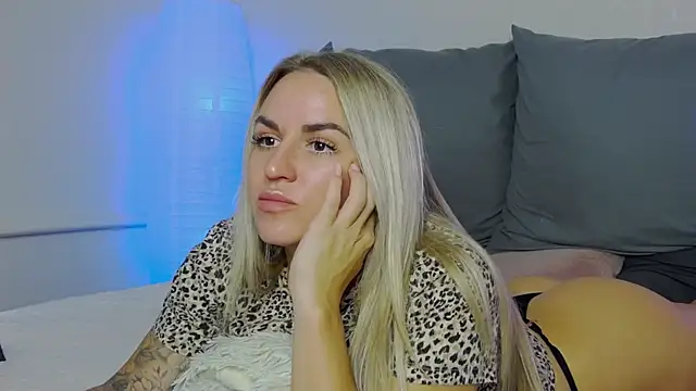 SofiJames online show from 09.14.25