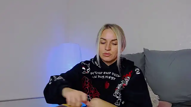 SofiJames online show from 10.09.25