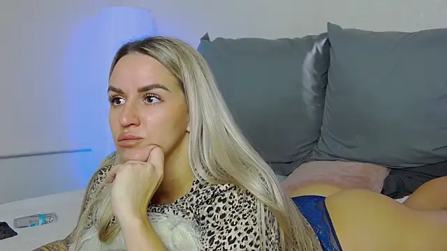 SofiJames online show from 11.09.25