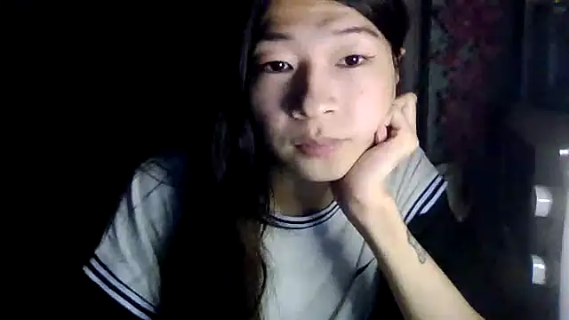 CarlyJoy online show from 10.06.25
