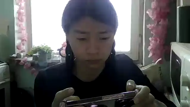 CarlyJoy online show from 12.22.25