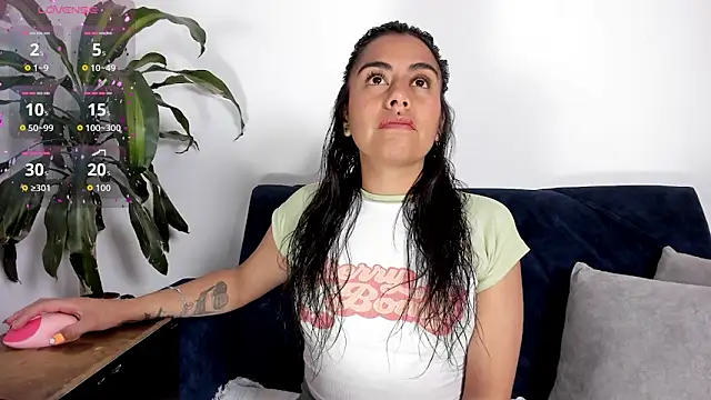 im amber online show from 10.02.25