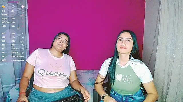 Snapshot of violeta_rous chatting on 02.11.25 violeta rous online show from 02.11.25