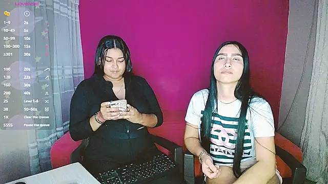 Snapshot of violeta_rous chatting on 03.04.25 violeta rous online show from 03.04.25