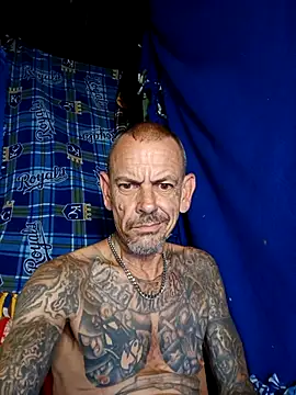 Snapshot of deepstroker42071 chatting on 09.30.25 deepstroker42071 online show from 09.30.25