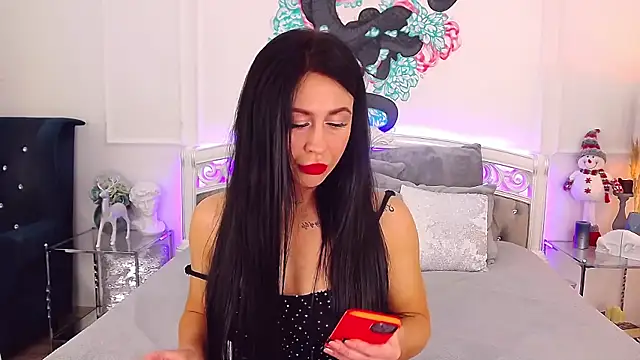 CrissyTaylor online show from 12.22.24