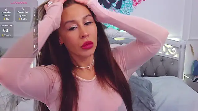 CrissyTaylor online show from 11.13.25