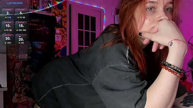 Sunny Mouse  online show from 12.23.24