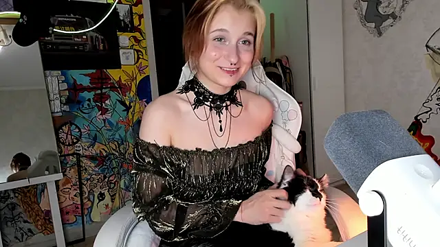 Sunny Mouse  online show from 03.05.25