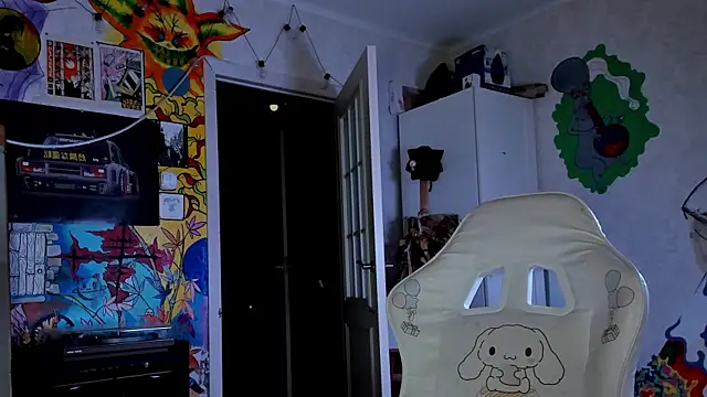 Sunny Mouse  online show from 09.15.25