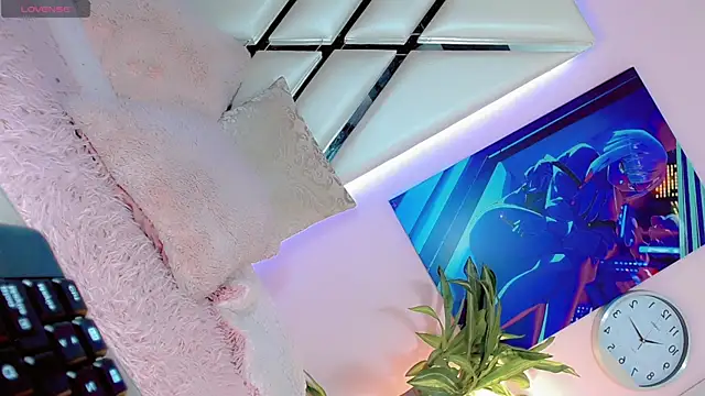 Hannahsmit online show from 01.18.25