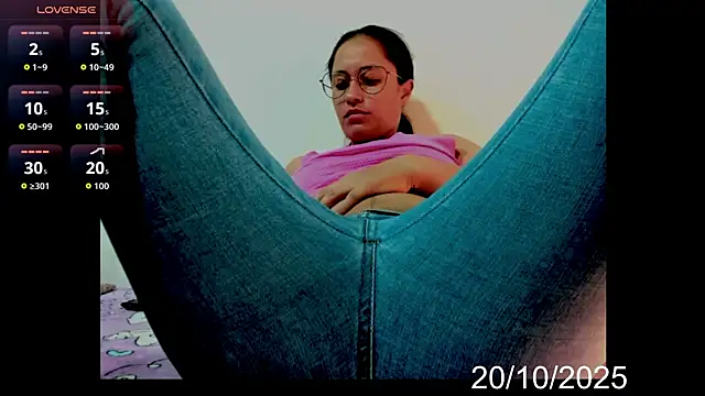 lady hana28 online show from 10.20.25