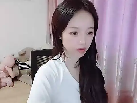 Snapshot of wwcc123 chatting on 11.04.25 wwcc123 online show from 11.04.25