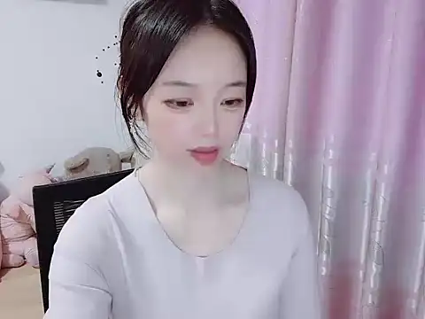 Snapshot of wwcc123 chatting on 11.05.25 wwcc123 online show from 11.05.25