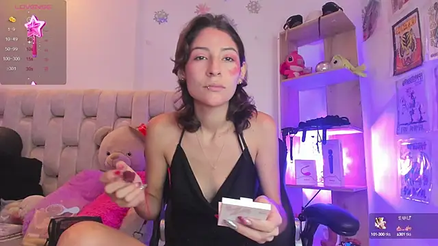 Gorgeous Team online show from 01.06.25