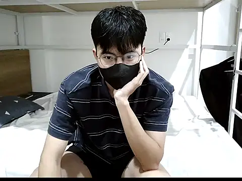 Gwencloudy online show from 11.08.25