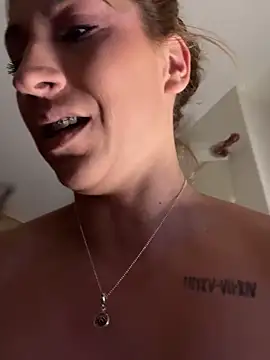 Snapshot of sofiah_ chatting on 02.02.26 sofiah online show from 02.02.26