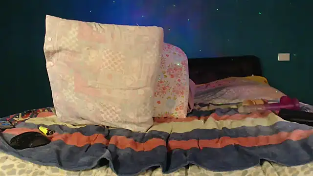 Karendolly  8 online show from 04.18.26