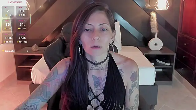 dark gotica online show from 04.20.26