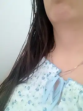 Snapshot of bruna_safadinhaa chatting on 06.11.26 bruna safadinhaa online show from 06.11.26