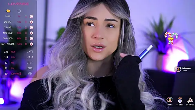 AishaCarter online show from 12.18.25