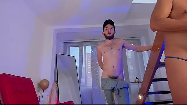 Snapshot of Juan_Castano chatting on 12.02.24 Juan Castano online show from 12.02.24