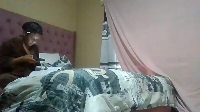 ShooingBunch online show from 11.25.25