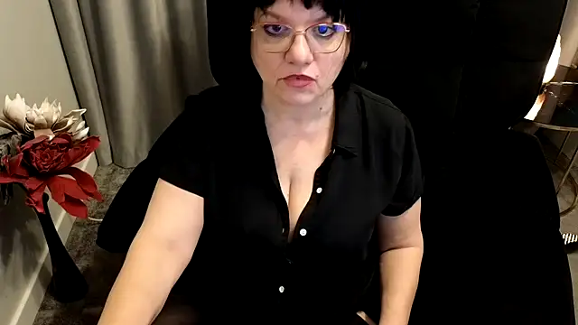 maggiemilff online show from 01.24.25