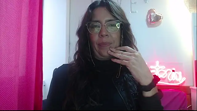 Victoria meester online show from 03.19.25