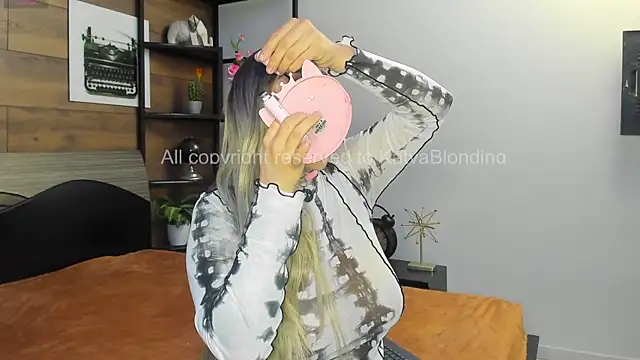 KatyaBlonding online show from 10.08.25